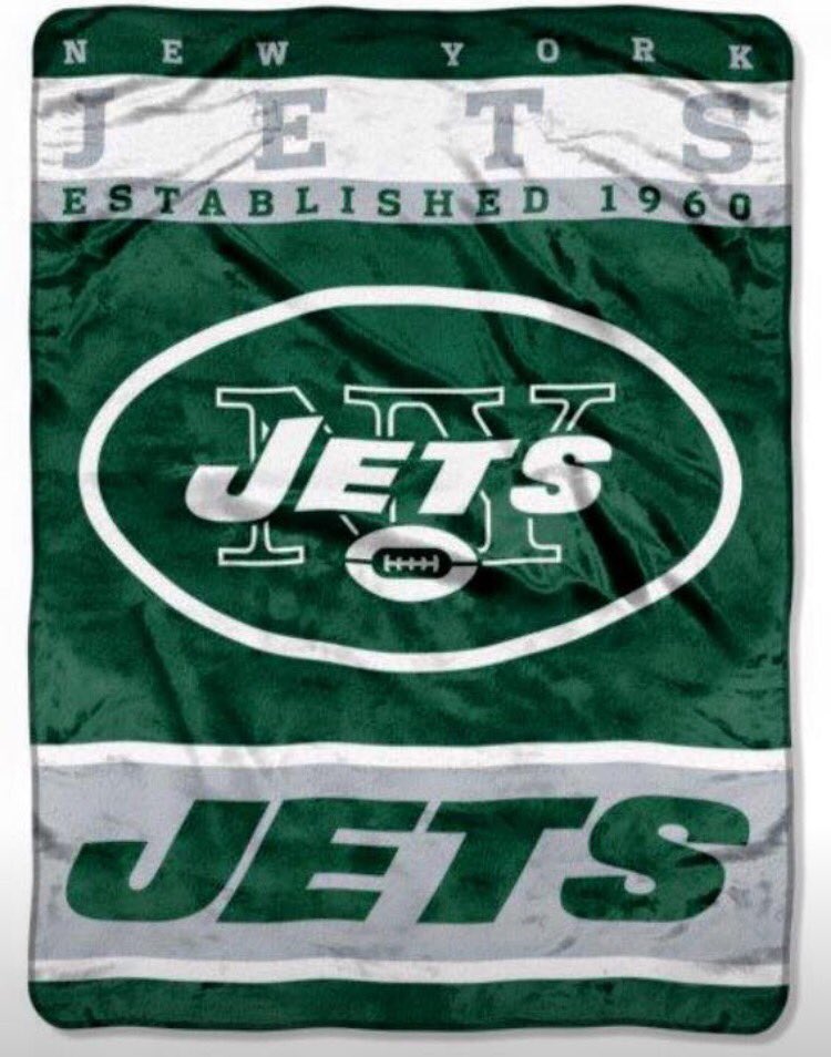 linenworldmore's tweet photo. Don't miss out on your opportunity to win a #NFL #blanket of your choice!#giveaway #football https://t.co/KkEuyEI2Gg https://t.co/5dfKdk2Y7P
