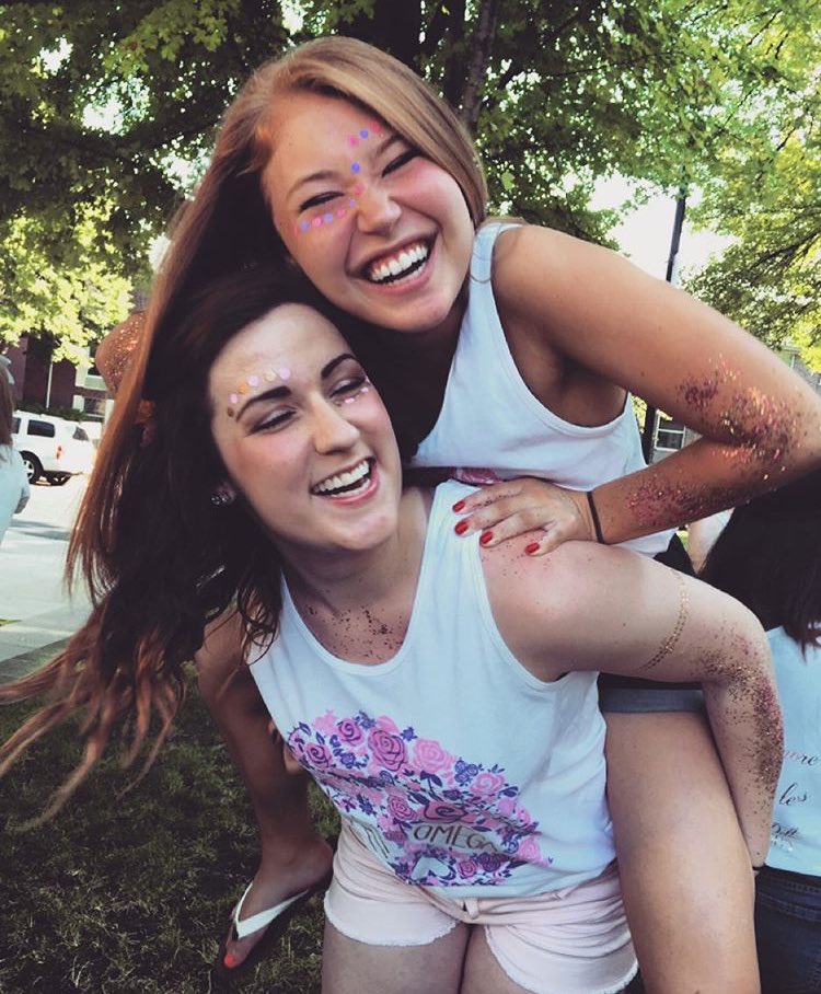 ChiOBradleyU's tweet photo. They heard big little reveal is tonight 🤗🎉 https://t.co/U98Pk54hsS
