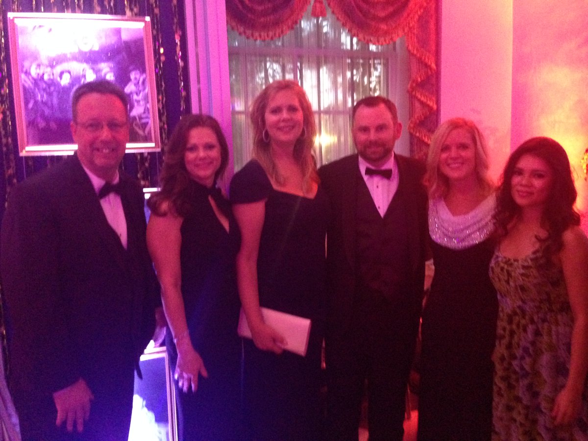 AmyGoGo's tweet image. #USOGala FTD is so proud to be a partner to @the_USO. Congrats on 75 years of amazing support for our service members!