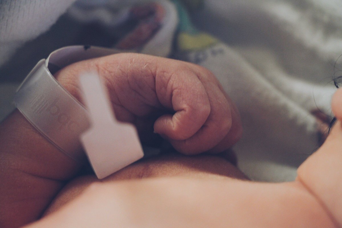 RaquelMacy's tweet photo. Can't wait to see my precious nephew😍 Congrats to my sister and brother in law. You guys did great ❤️ https://t.co/nuHvuBUdw7