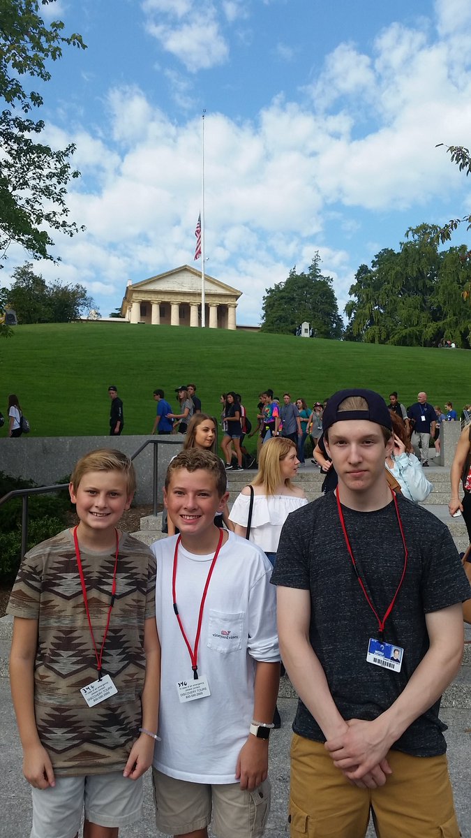 WMSDC16's tweet photo. Flashback to Wednesday from Bus 3. https://t.co/FxtJn3R8Lz