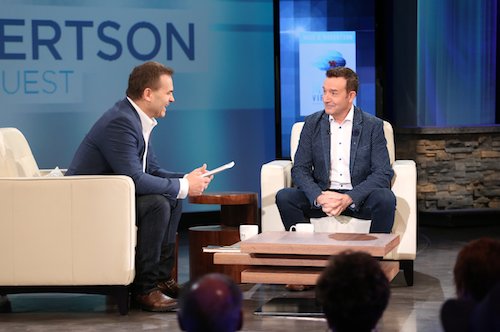 TheLeonShow's tweet photo. Tonight, Mike Robertson shares with Leon what is means to have a mind virus and how to overcome them. https://t.co/2yv3YymTwM