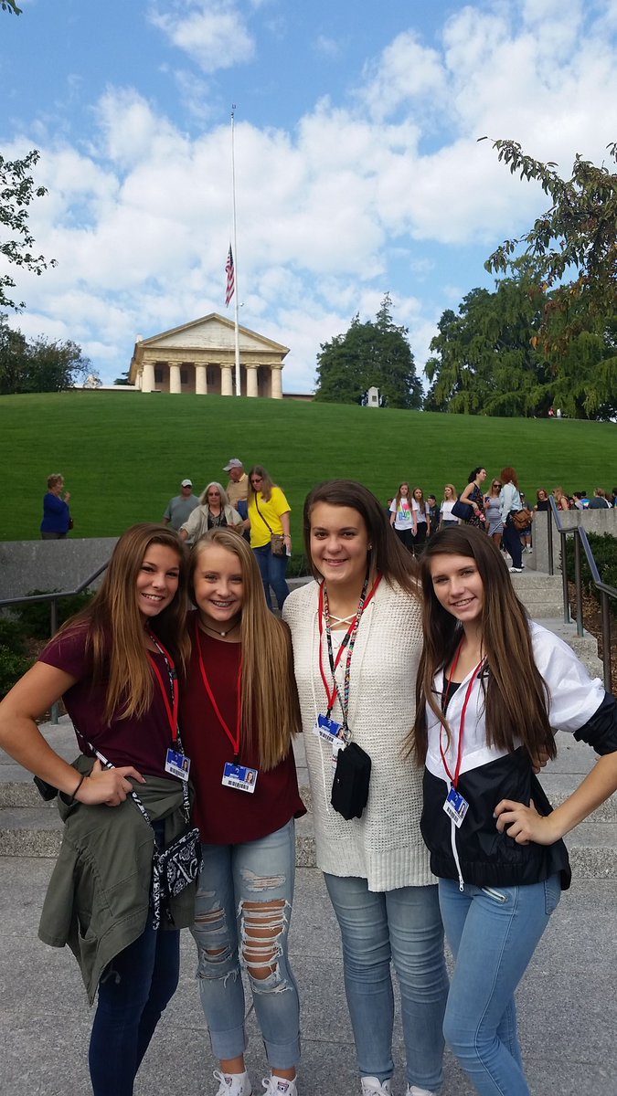 WMSDC16's tweet photo. Flashback to Tuesday from Bus 3. https://t.co/sZjY7NeVe6