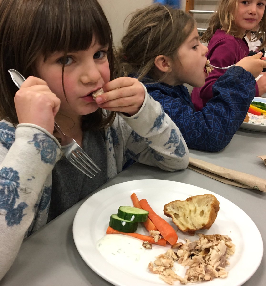 sd47_jt's tweet photo. Lunch is served! @sd47_board  @FarmtoSchool @SliammonNation #bannockcuresall https://t.co/DMzJQ4wGv4