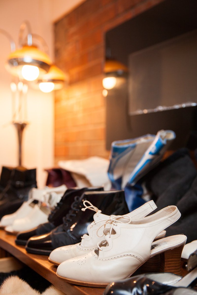 secondcousinv's tweet image. SCV vibes during @VintageCrawlTO. Come get your one of a kind fall outfits! #vintage #vintageclothing