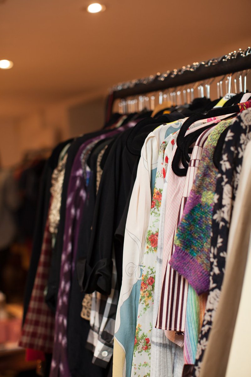 secondcousinv's tweet image. SCV vibes during @VintageCrawlTO. Come get your one of a kind fall outfits! #vintage #vintageclothing