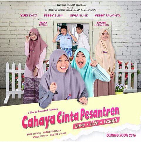 Menyambut Hari Santri Nasional. Jangan lupa saksikan <a href="/CCPThemovie/">CahayaCintaPesantren</a> yang membuat #Mfiders bernostalgia di pesantren