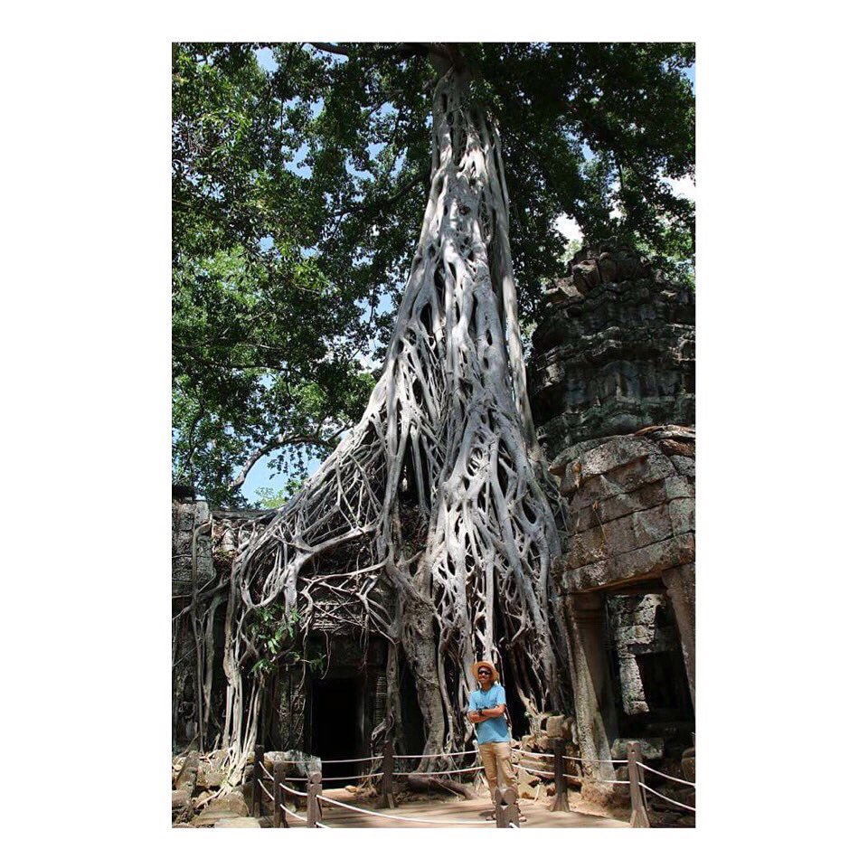'So hard to fit everything in! 😁😅 #TombRaiderTemple 👉🏽👉🏽👉🏽royvelasco.com

#SiemReap #Cambodia
