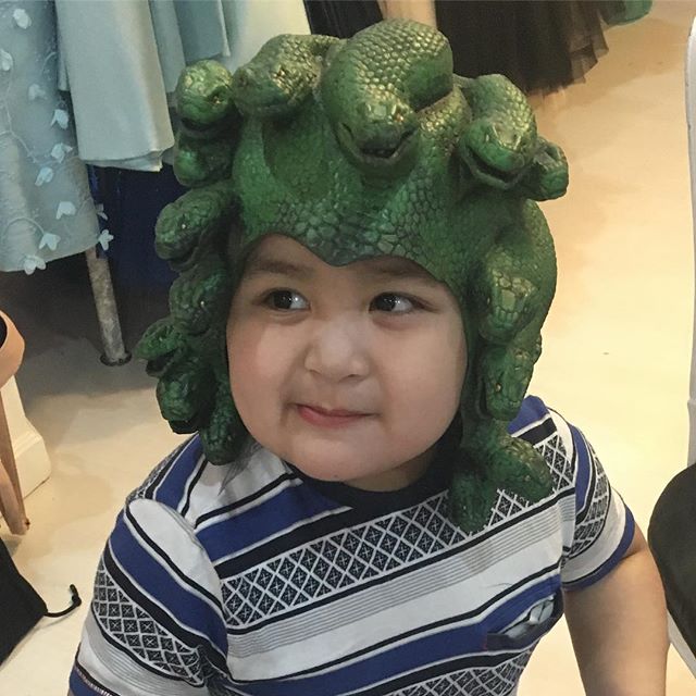 baebysebaste's tweet photo. HEY HEY ! HI DABARKADS ! 😉😍😍

#ALDUBBridalShower https://t.co/ggeRKQPAcj