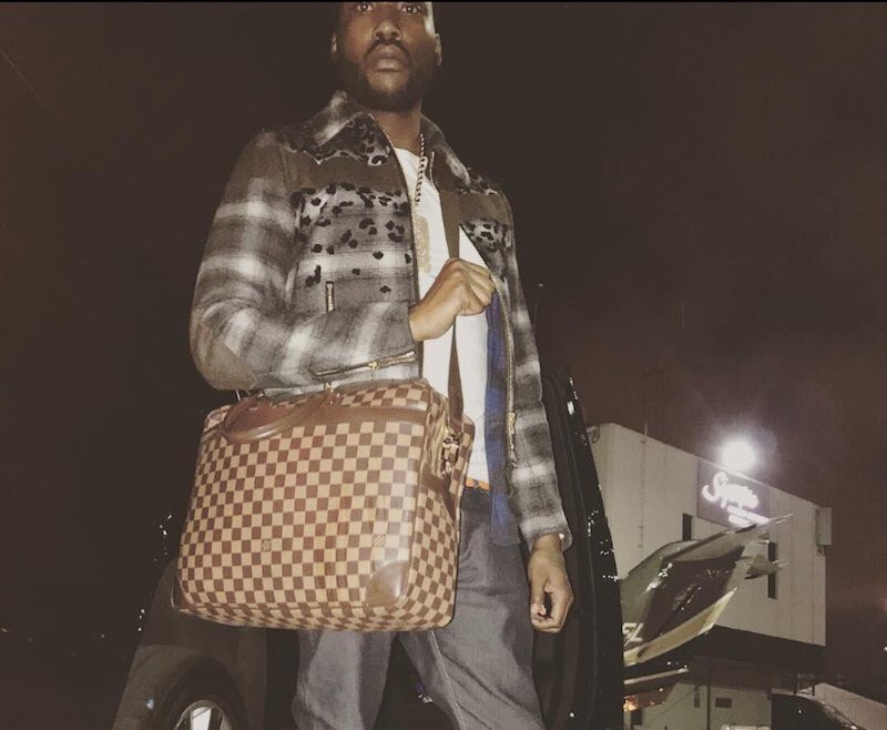 MaceHood's tweet image. #notapuppet