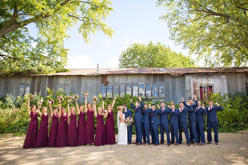 EricVestPhoto's tweet photo. Greg &amp; Katies gorgeous wedding is on the blog! https://t.co/ZiFOt1Y6mc #weddingphotographer #barnwedding https://t.co/bDTbUQIdrY