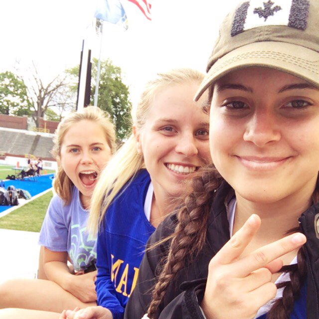 M_mansky's tweet photo. Happy birthday @zoeryder1 love you and your wonderfulness https://t.co/oykfmlbMrq