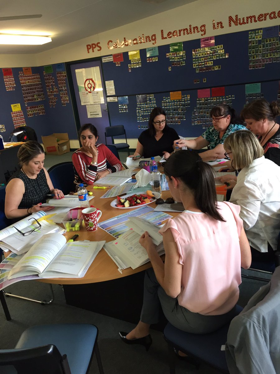 Math ILs collaborating @PPS @Manousaridou <a href="/kaffs/">Papa kaffs</a> <a href="/loly_Job/">Midori Jobling</a> <a href="/gould_peter/">Peter Gould</a> @