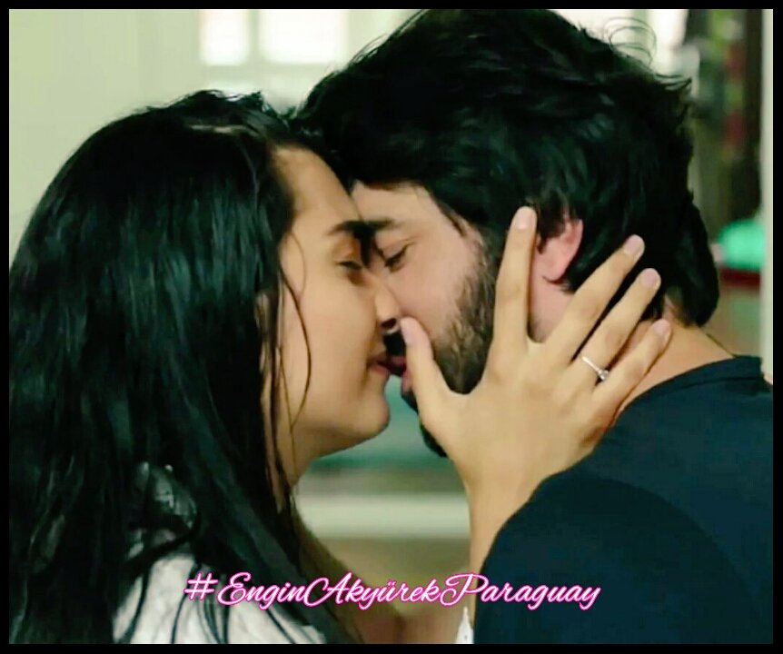 EnginAkyurekPy's tweet photo. #EnginAkyürek #Tübabüyücüstün #Omer #Elif  #Elmer  #KaraParaAşk #MejoresActores @Artistanbul1 @EnginAmorLatino https://t.co/RL3llNLKHk