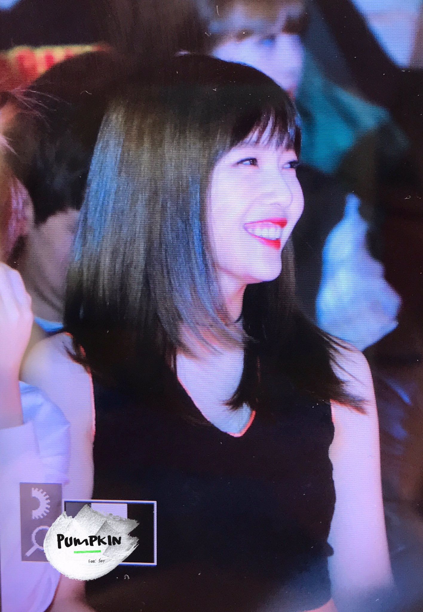 CvQnaC0UkAAYx6C.jpg:large