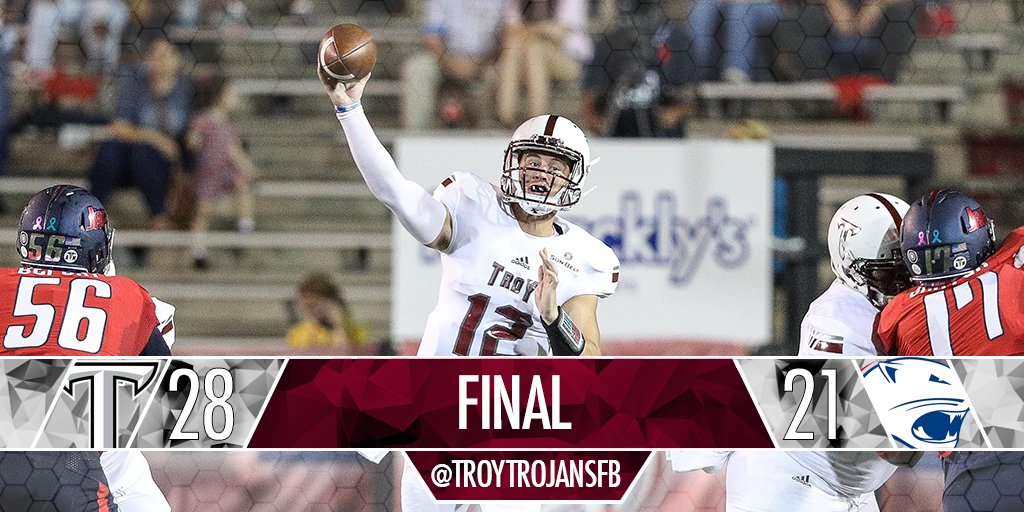 TroyTrojansFB's tweet photo. FINAL | Troy 28, South Alabama 21.

The Trojans are bowl eligible at 6-1 and stay perfect in the Sun Belt. 

#RTW https://t.co/iVhvruwbVP