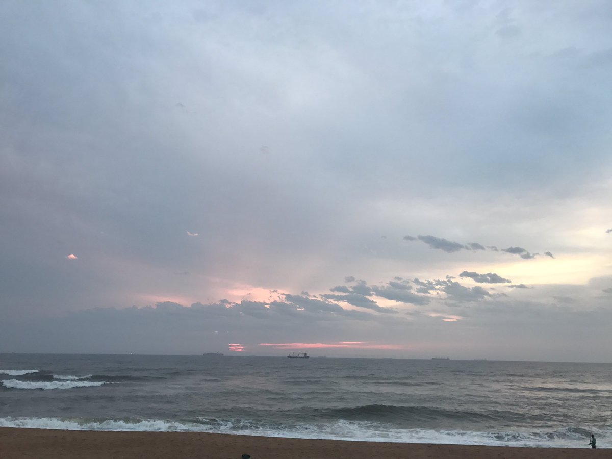 What a beautiful start to the weekend in #Durban