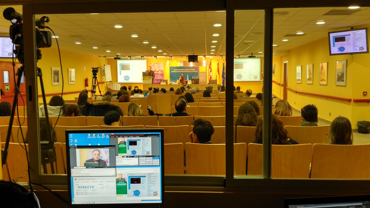 BURCODE :: Streaming tweet media