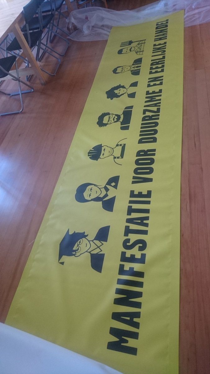 Nielsjongerius's tweet photo. Spandoek voor manifestatie voor duurzame en eerlijke handel is gearriveerd op kantoor, morgen om 13 uur op museumplein #StopCETATTIP #CETA https://t.co/sbARXPlSdR