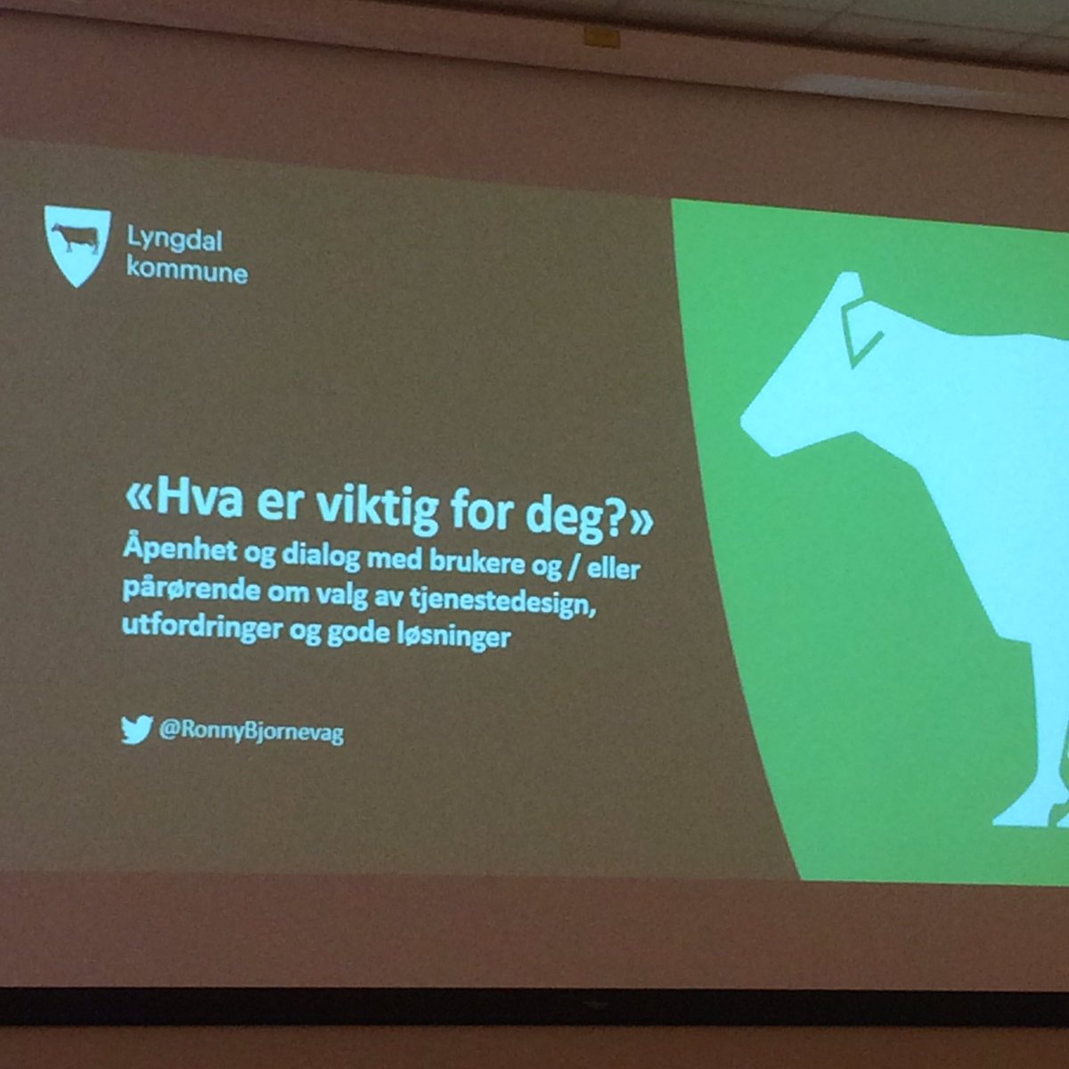 AKvinen's tweet photo. FM Oppdateringskonfernse om rettssikkerhet ved kap 9 @ronnybjornevag åpenhet og dialog med bruker og pårørende https://t.co/MwxD0pLOil
