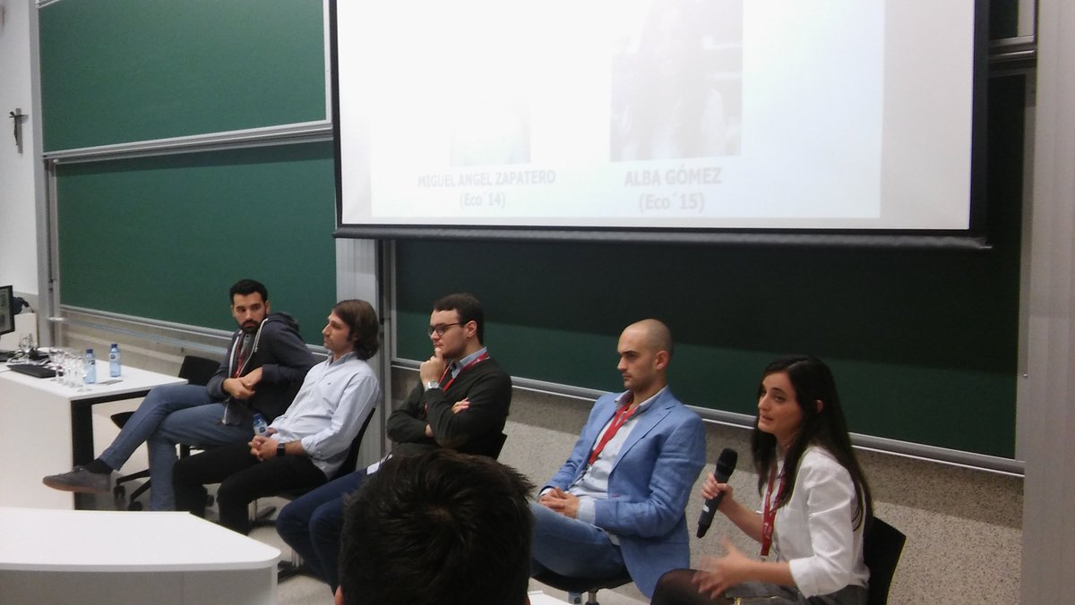 EconomUnav's tweet image. Alba Gómez de @DocuSign cuenta cómo para innovar en la empresa necesitas de las nuevas tecnologías #AlumniExperience