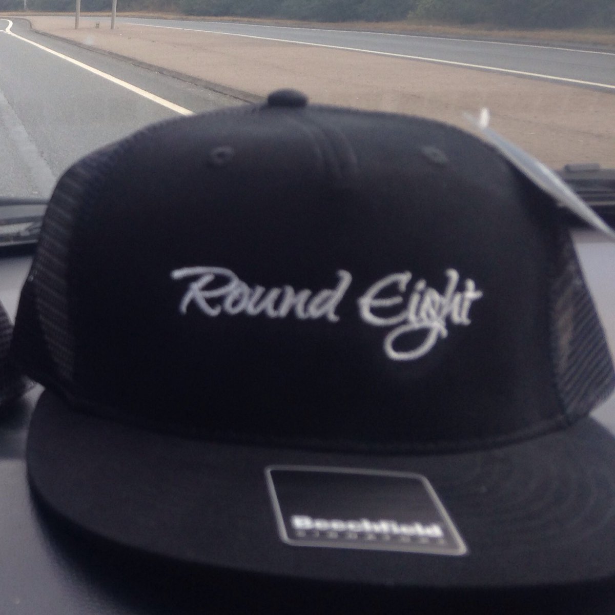 JamesLupton1's tweet photo. Lets do something different. #FreebieFriday RT & follow to win a #RoundEight snapback 👌🏻 https://t.co/Zv2ae5nVEI