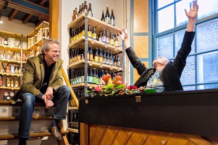 BREAKING: er komt een extra voorstelling van Stef Bos op zo 27 nov om 20.30 uur. Incl. wijnproeverij door Wijn&amp;Wonderen van <a href="/KlaasDrupsteen/">Klaas Drupsteen</a>