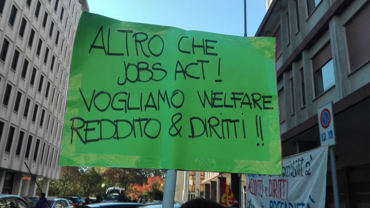 CLAP_Padova's tweet photo. Una generazione che dice #stopvoucher.
Nella giornata di #sciopero chiediamo tavolo di confronto con il direttore del #inps di #Padova. https://t.co/LPjI55wbGz