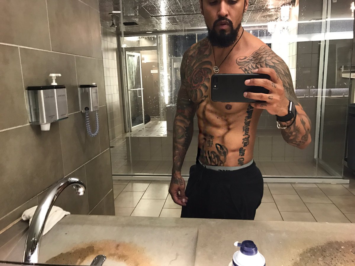 Boomer_Banks's tweet photo. #wimberlean https://t.co/j0q5CjFAek