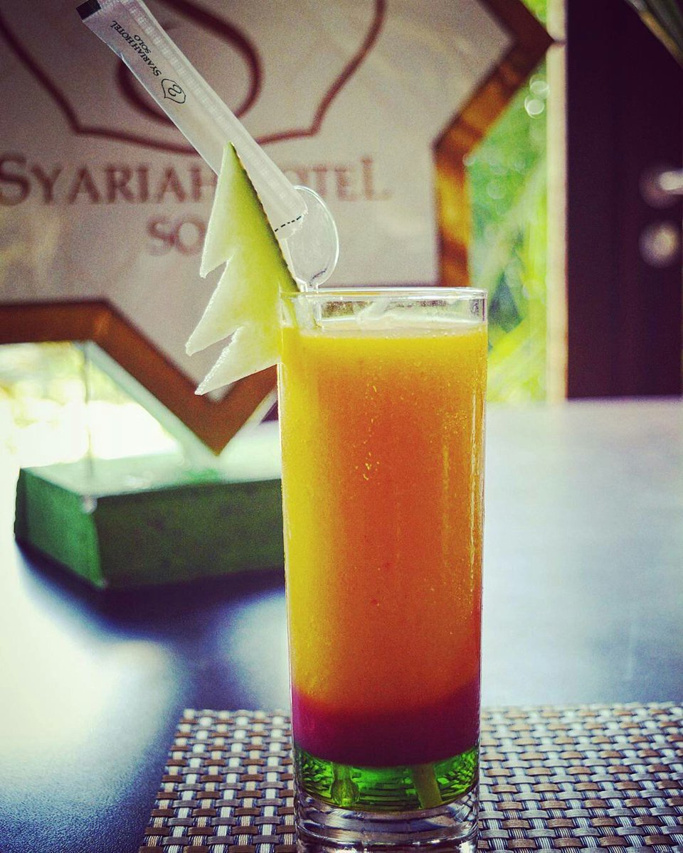 So fresh,sweet,make your day more calourful and cheerful. SYARIAH FRESH MIX only Rp 25.000,++

@KulinerSolo_ <a href="/kulinersoloID/">Kuliner Solo</a> <a href="/Kuliner_SKH/">IG :Kulinersukoharjo</a>