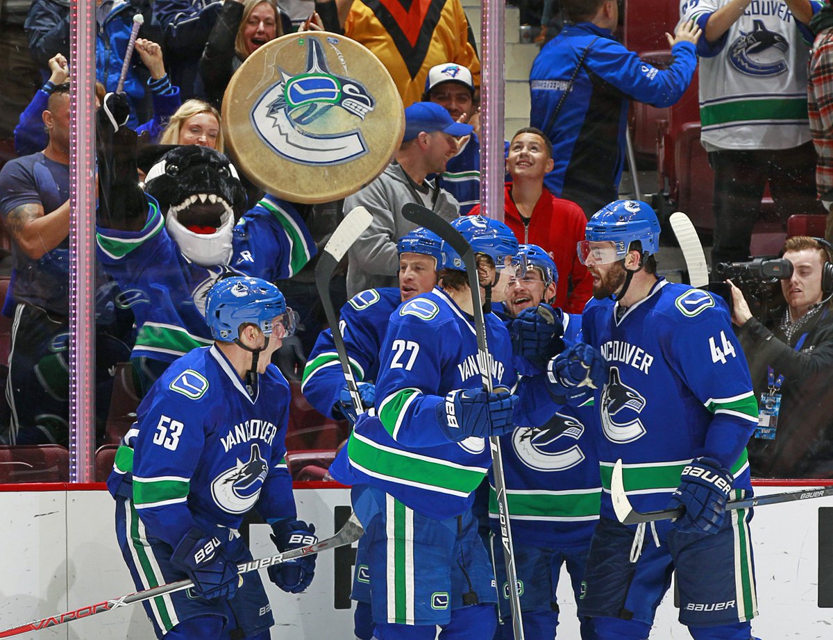 NHL tweet picture