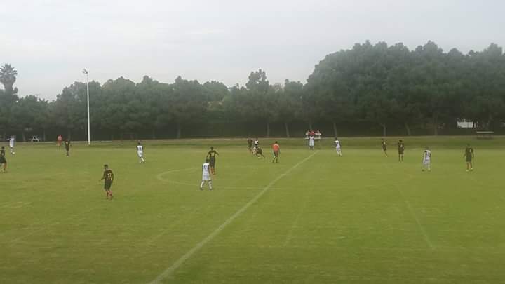 sportcucba's tweet photo. Clásico en #CUCBA
LEONES NEGROS FB Estudiantil vs Panteras UP GDL.  
J5 Campeonato Univ. Telmex Telcel 
Marcador
#leonesNegros 2-1 UP GDL https://t.co/fqhjlQLxMU