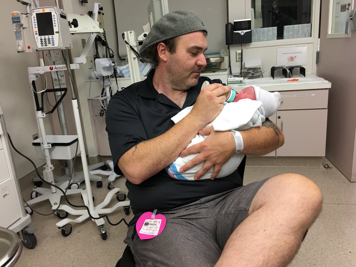 jasonauer's tweet photo. It's #happyauer https://t.co/Nb28syvuNe