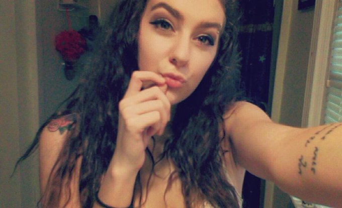 stoned like always https://t.co/DUZsbe48Tx<a href="/tag/rosesonyourpillow"class="tags"><span>#rosesonyourpillow</span></a>