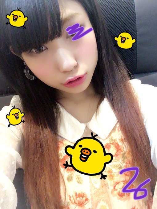 前回の赤色☆ 今は赤茶オレンジ？  画像の子みたいな紫もかあいい&epsilon;(｡･&times;･｡)з  何色がいいかなぁー&epsilon;(｡･&times;･｡)з&epsilon;(｡･&times;･｡)з https://t.co/U1Ufz1cfeX