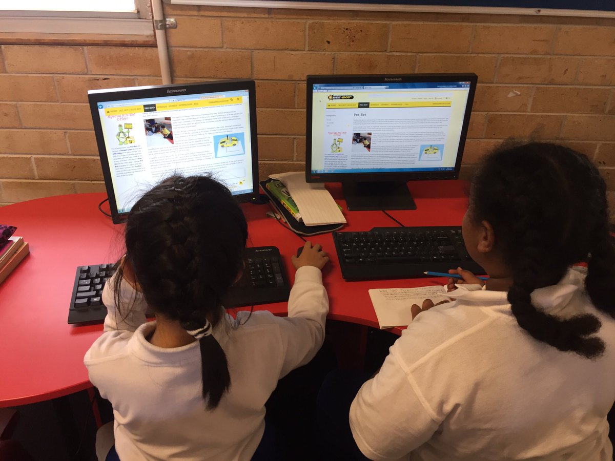 merrylandseast's tweet photo. @3and4meps2016 working hard on their #robotics #PBL @MeetEdison #beebot #probot https://t.co/uwYRUG5u02