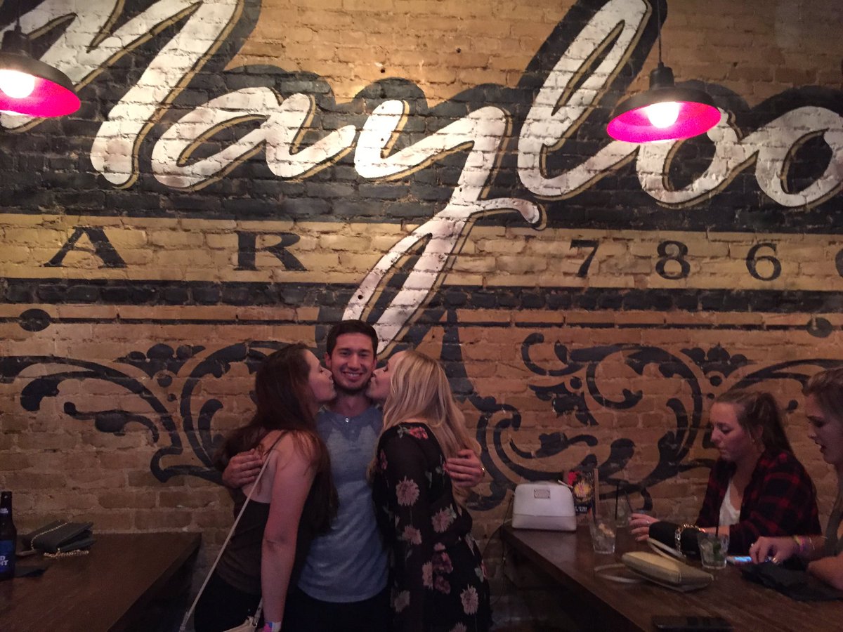 sophiaalise's tweet photo. Just some BILLY LUV 💕💕💕💕@Rachizzzy @bosco_billy https://t.co/xowlxGlnqy
