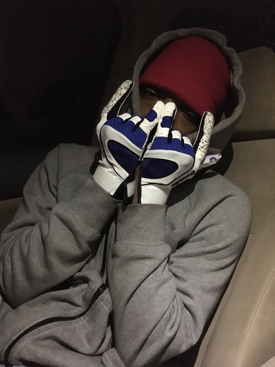 Viktorvonfreeze's tweet photo. Fuck you mean ghoulin in the cold place #vbe #goonhoncho #317 #dirty #comingsoon #itsbeencold https://t.co/f1j5eQn1sQ