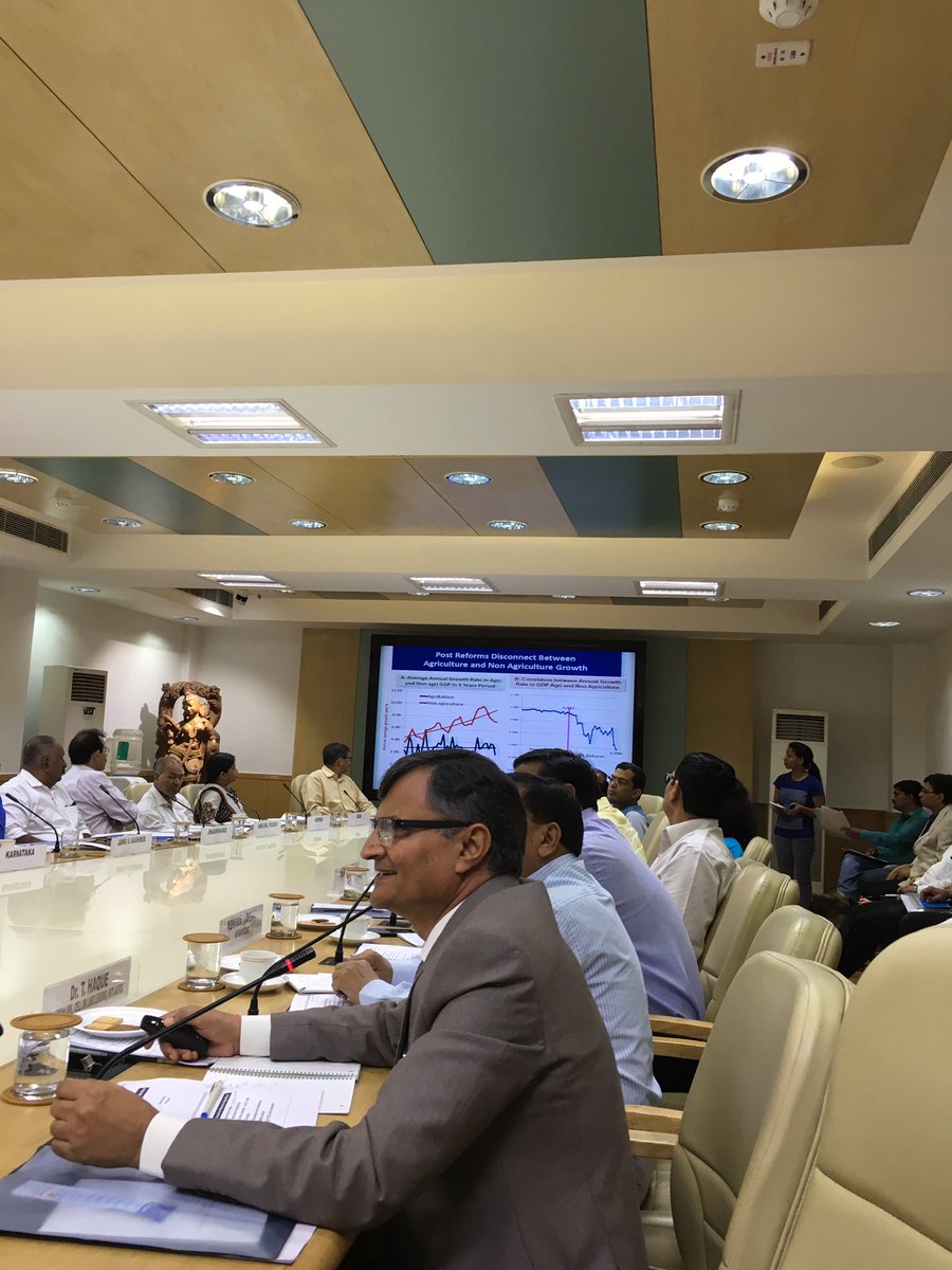 amitabhk87's tweet photo. Prof Ramesh Chand, Member NITI making his presentation & making a case 4 radical reforms at National Consultation with States on Agriculture https://t.co/vyxNtxEVyX