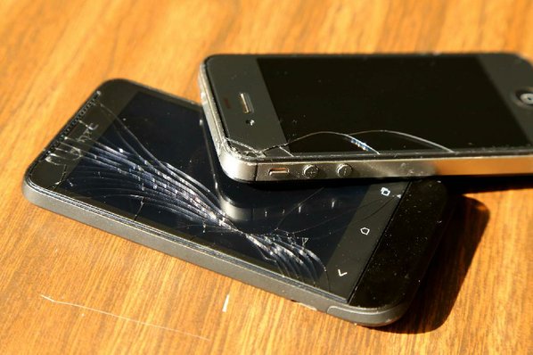 HeyBiz's tweet photo. Top 5 #VoLTE phones #HeyBiz repair at lowest cost. #Xiaomi #Motorola #LYF #Coolpad &amp; #Lenovo Vibe. Book Online https://t.co/mKQAlAHJAn https://t.co/LMedrSNTlM