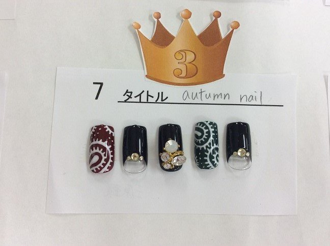 ট ইট র たかの友梨美容専門学校 ネイルコンテスト受賞者決定 その中から今回は秋色ネイル を抜粋 近々ブログのほうでもまとめて公開するのでお楽しみに 11 5 土 の学生サロンでもネイル体験できます T Co 3v4plcpfso