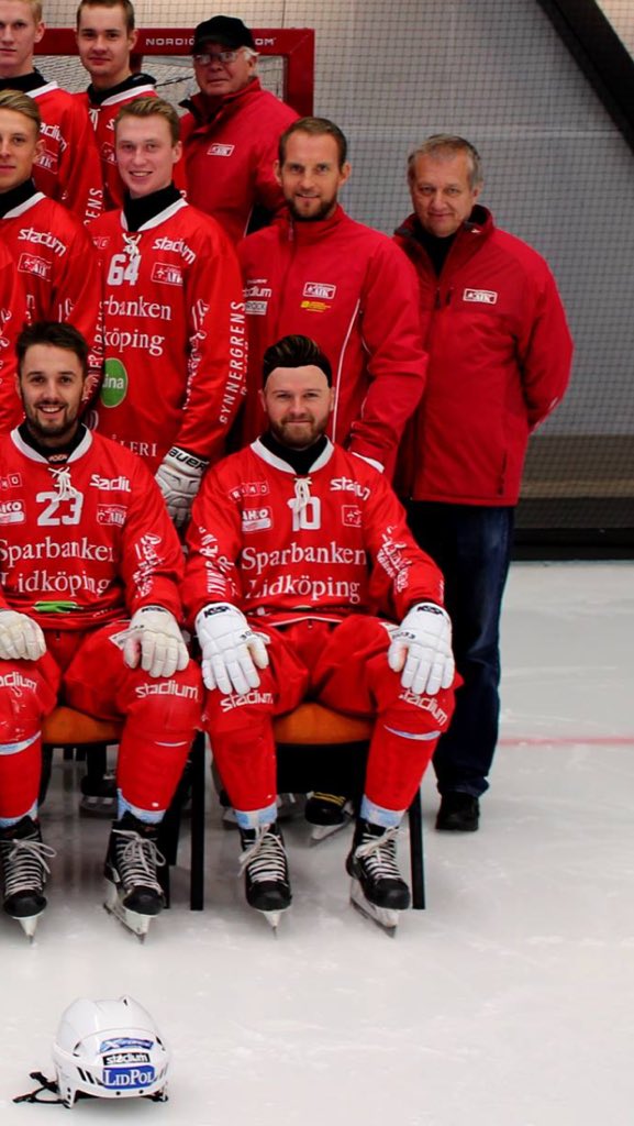 robban23k's tweet photo. @Fahlen med hår riktig skönhet! https://t.co/UcQycOGtJC