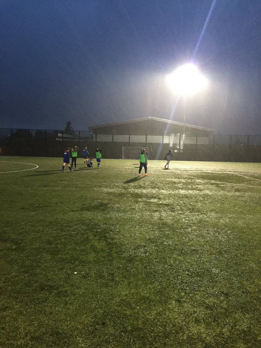 FennyGirls's tweet photo. Our U15s training in the torrential rain on Tuesday night. Committed to improving 👊⚽️ https://t.co/4dKxGqdgPT