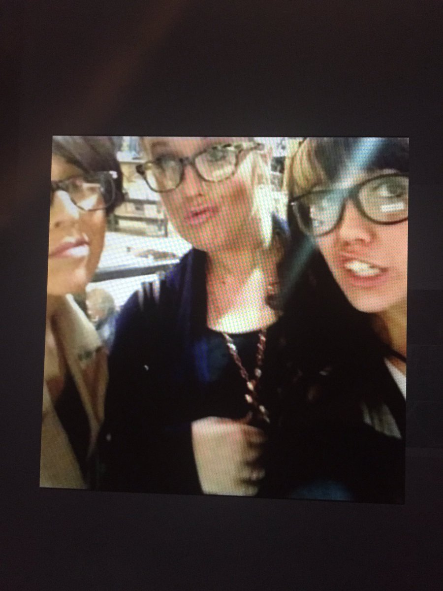 iamSarahGilbert's tweet photo. @Mm_Howell let's just say...fake glasses, duck lips, &amp; top 8. 🙈 It's all bad. https://t.co/PI4v29jbvJ