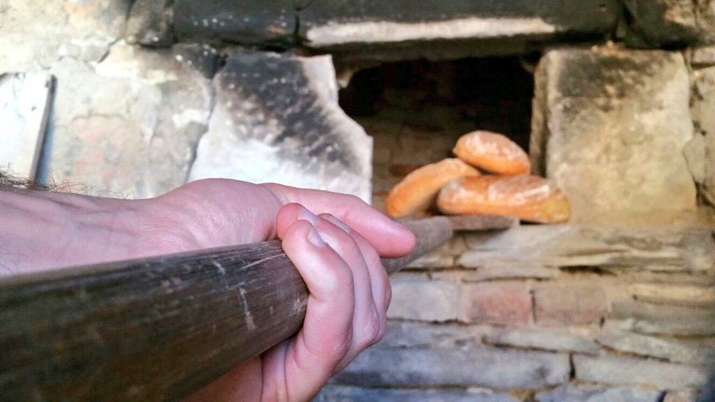 t_hunder_xazues's tweet photo. Recordad que mañana estaremos en el #Showcocking de pan de #Dima 🍞🍞🔝🔝¡ONLINE! https://t.co/j5PXD8UhW7