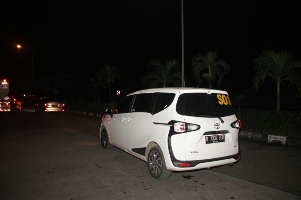 midnight...<a href="/ToyotaID/">Toyota Indonesia</a>  #TOC_JAMBOREE2016  #Altic_193  #MySienta 
 #altisindonesiacommunity <a href="/altiscommunity/">ALTIC</a>