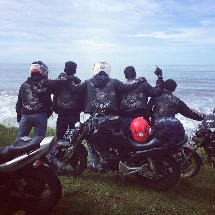 Apapun yg terjadi,  D'BT Mc akan tetap berkibar!!! 

#tetapberbudaya #tigerclub