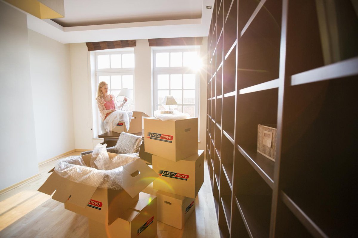 Jess_igrowdm's tweet image. Moving day: Essential Checklist bit.ly/2duhxeh #execumove #movingday #movingchecklist #checklist #movingessentials