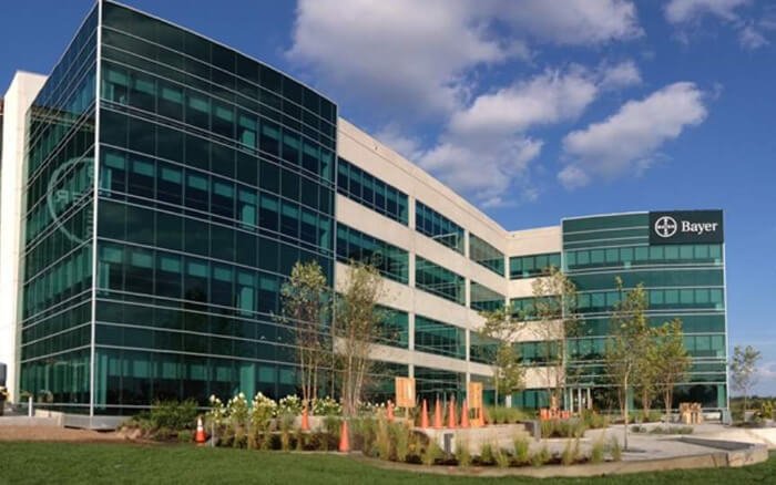 Salud35_CS's tweet photo. #Bayer y #DelSiTech firman un acuerdo para el desarrollo de tratamientos oftalmológicos https://t.co/qd21LL3HVG cc: @BayerEspana https://t.co/u6k4HY0S6g