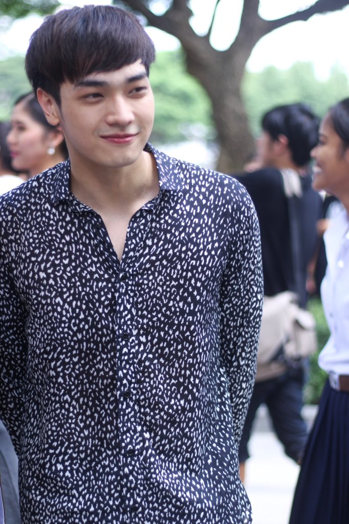 j1506a's tweet photo. ยิ้มของเธอเป็นเหตุที่ทำให้ใจสั่น ชอบมองมันอยู่อย่างนั้น💕🙆🏼 https://t.co/oK9XX3siO8